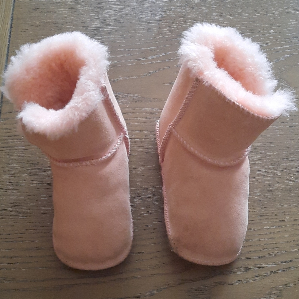 Baby girl pink ugg boots